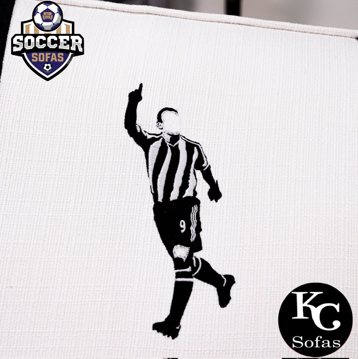 soccer_sofas's tweet image. Our St James Park collection ❤️ 
To view these stunning sofas and many more different club collections, please visit our amazing website ⚽️
soccersofas.com 
0% FINANCE AVAILABLE 
☎️ 0330 124 4736 
BRINGING FOOTBALL HOME⚽️
#Nufc #NewcastleUnited