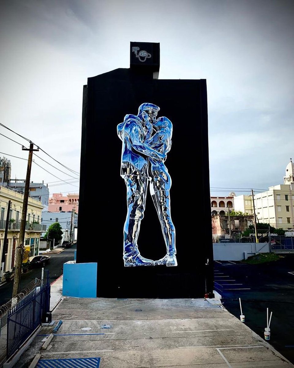 “El Beso” by @bikismo in Puerta de Tierra, San Juan, Puerto Rico.

Photo by @bikismo
#GlobalStreetArt #PaintedCities #StreetArtAroundTheWorld