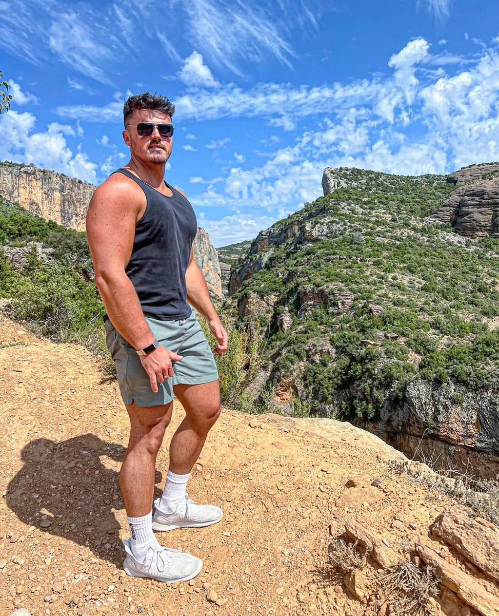 LuqvistEmin's tweet photo. Ignite 📷 your passion and let it lead the way! Embrace the challenges, chase the dreams, and conquer the world! 📷
#spain #alquezar #eminluqvist #vacation #arkbit #arkbitcapital https://t.co/N99MtZMprO