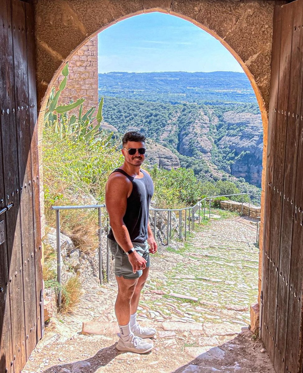LuqvistEmin's tweet photo. Ignite 📷 your passion and let it lead the way! Embrace the challenges, chase the dreams, and conquer the world! 📷
#spain #alquezar #eminluqvist #vacation #arkbit #arkbitcapital https://t.co/N99MtZMprO