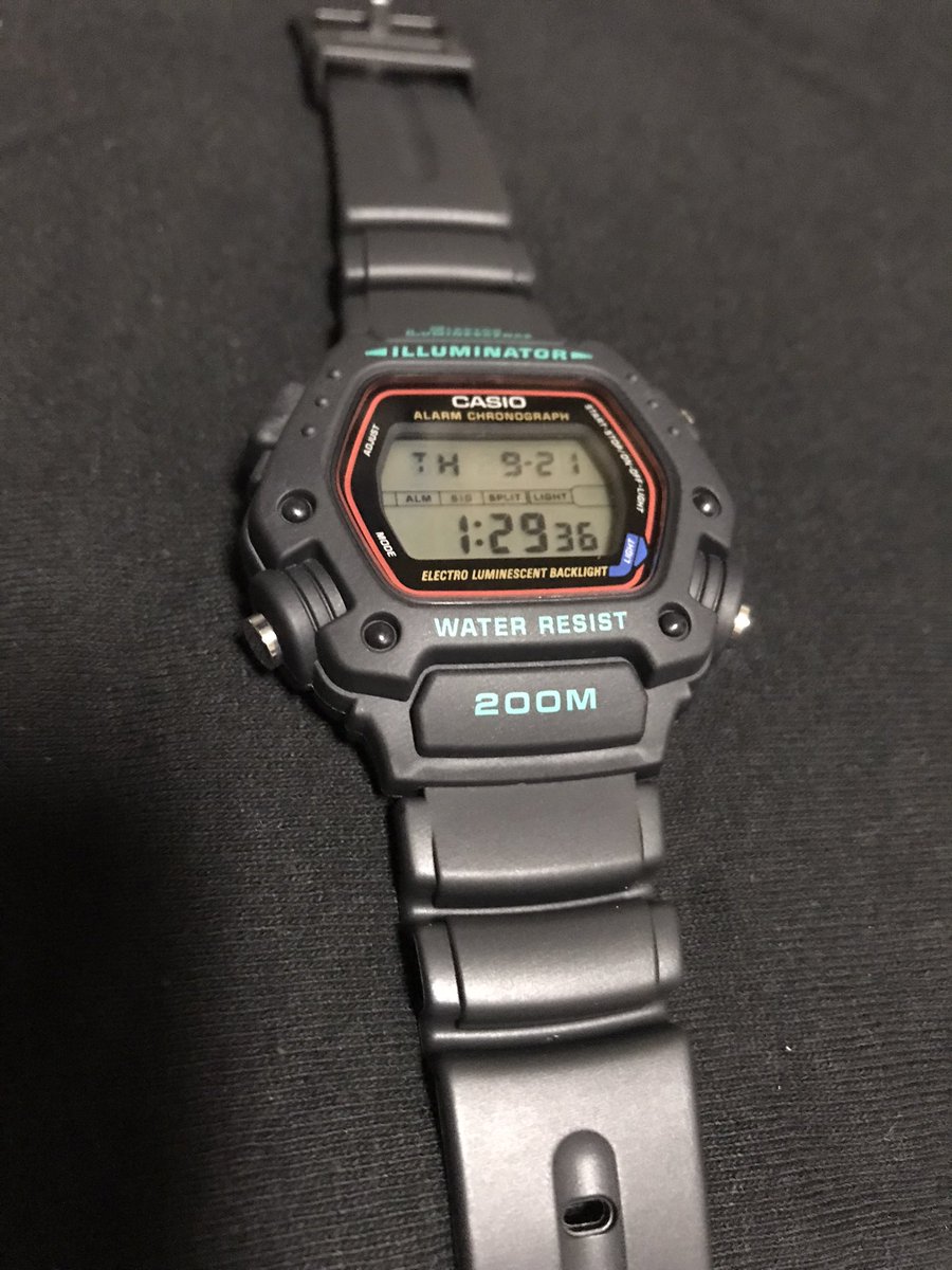 marukawa_buyer's tweet photo. 先週のお買い物。
#casio #DW290
嘘みたいだろ、G-SHOCKじゃないんだぜ…。G-SHOCKといえば、映画スピードでキアヌがつけてたスピードモデルが有名ですが、こちらはミッションインポッシブルでトムクルーズがつけてたチープカシオ。 H
#マルカワ #ジーンズ三人衆 #町田 https://t.co/E7icSsbNZU