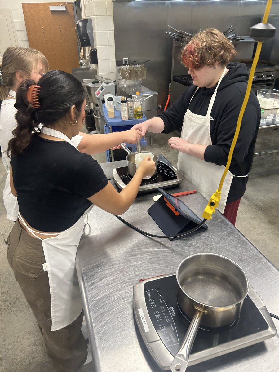 DawsonCulinary's tweet photo. 2023 Culinary Students in Action. https://t.co/b9SVxlMxyW