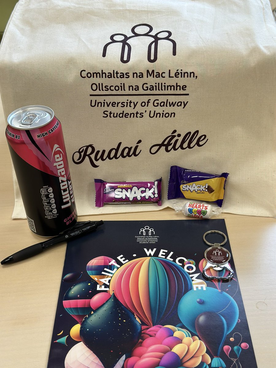 UniOfGalwaySU's tweet image. Our Rudaí Áille bags are packed and ready for tomorrow 🥳

See ye at the Freshers Fair 11am-3pm 

#DoChomhaltas #FreshersFair