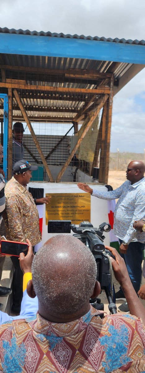 IdrisDokota's tweet photo. Successfully completed day one of a tour of KDRDIP development projects in Garissa.Launched two water projects in Daadab Constituency. The beneficiary communities described the Community Driven Development(CDD) approach used in the implementation as a result oriented.#KDRDIP https://t.co/5mqtLQJkaK
