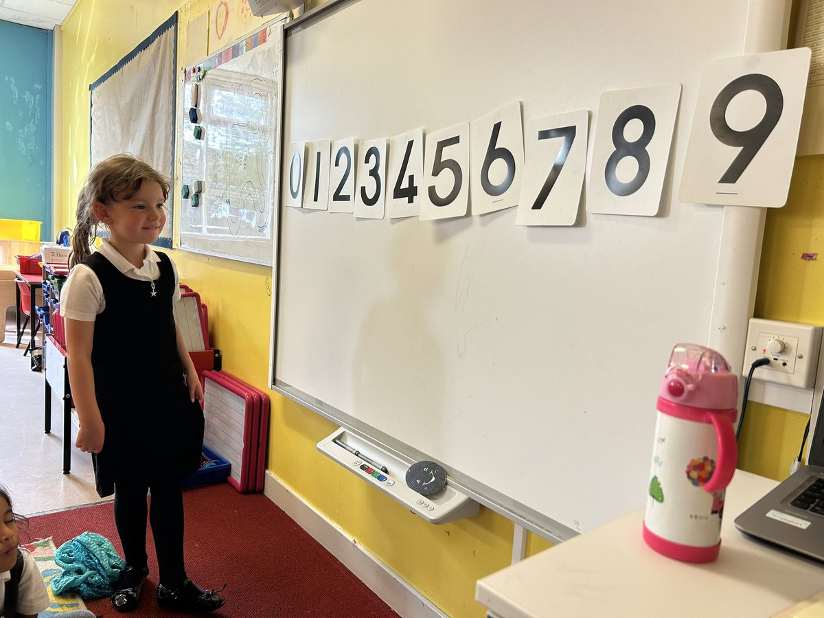We had some new teachers in P1 today. We took turns to ask our classmates about the missing numbers from our number line. We were all very quick to spot the missing number! @DycePrimary @DycePrimary1