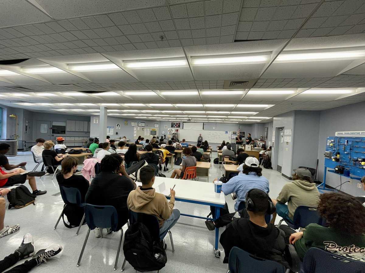 Ms. Conlan tweet media