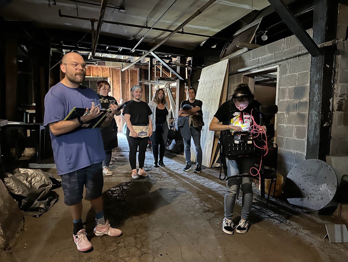 RickyGlore's tweet photo. Here’s some set pics from our first night of shooting our film SWEET MEATS!

@Troma_Team @lloydkaufman @HorrorHousePics #tromaville #MutantFam #HorrorMovies #indiefilm #bobbymackeys https://t.co/vXX6AhG9pH