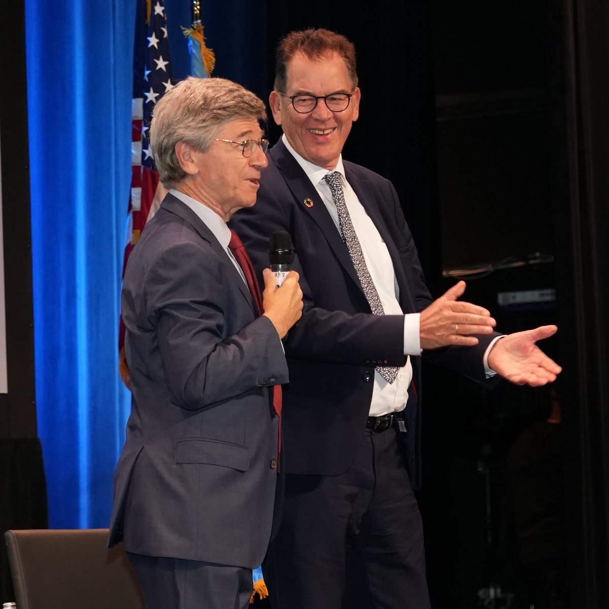 Thank you so much Jeffrey Sachs for bringing scientists, politicians & entrepreneurs together for sustainable development for so long! 
We have the solutions & means. For climate protection, access to energy, a world without hunger & SDGs. Let’s do it! 
#UNGA78 #icsd2023