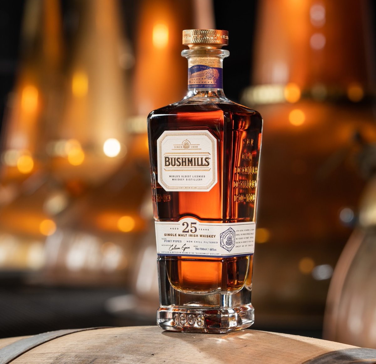 2 bottles of the legendary Bushmills Irish Whiskey 25 Year Old Single Malt have landed in-store today! Available to order online with free nationwide delivery from bit.ly/Bushmills25YOS… #Bushmills #SingleMalt #IrishWhiskey #bushmills25