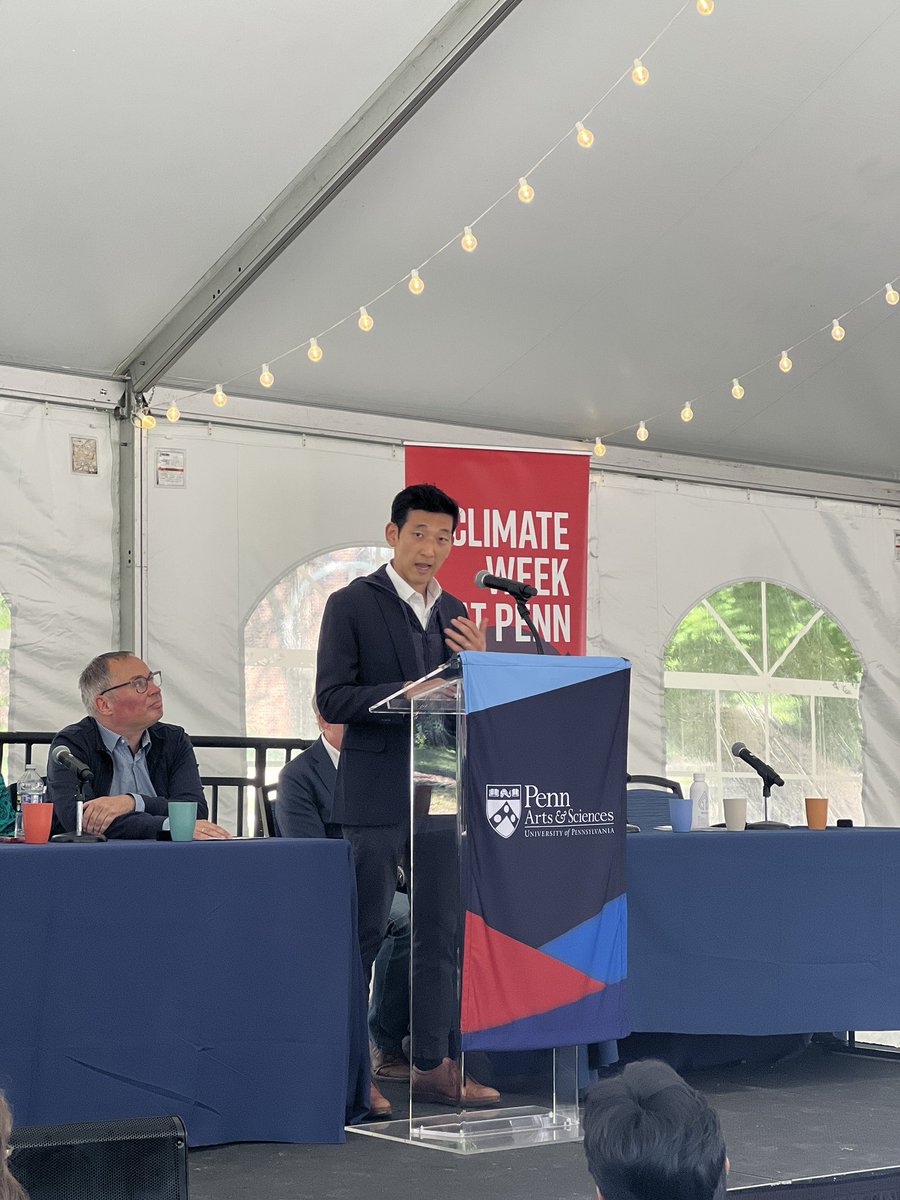 KleinmanEnergy's tweet photo. We loved hearing from Kleinman Center Faculty Fellows at the 1.5 Minute Climate Lectures!
Featuring our fellows R. Jisung Park, Nick Pevzner, and Michael Mann. #1point5 @PennSAS #ClimateWeekAtPenn https://t.co/Z5j32qkitL