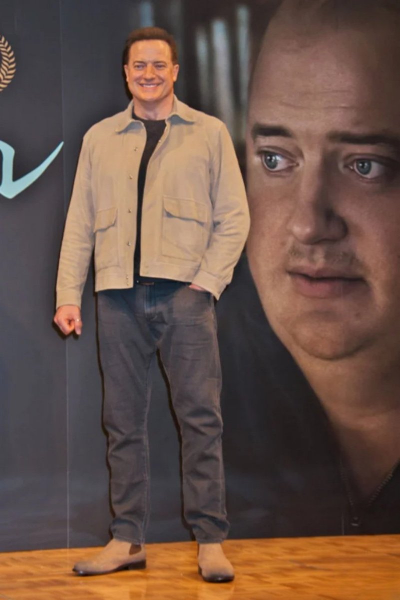 BrendanFraser07's tweet photo. https://t.co/qoAwBaT3S2