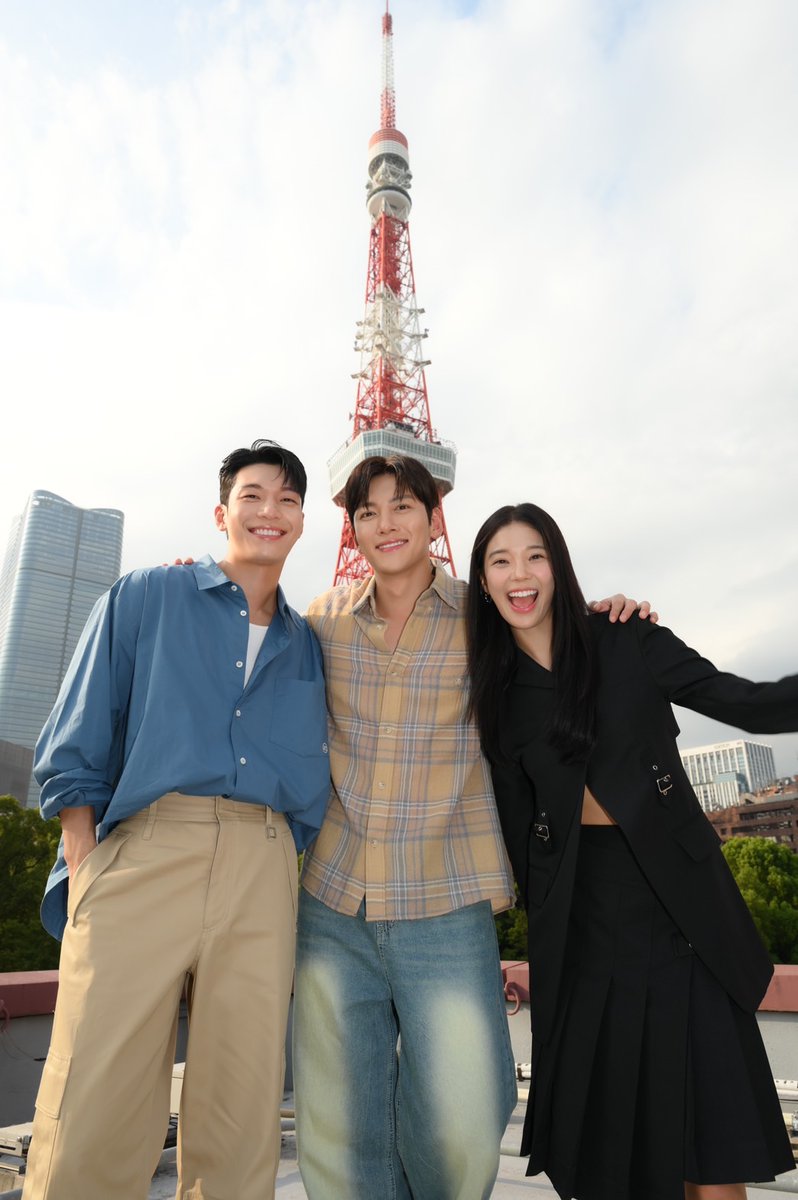 ディズニープラス公式 tweet media