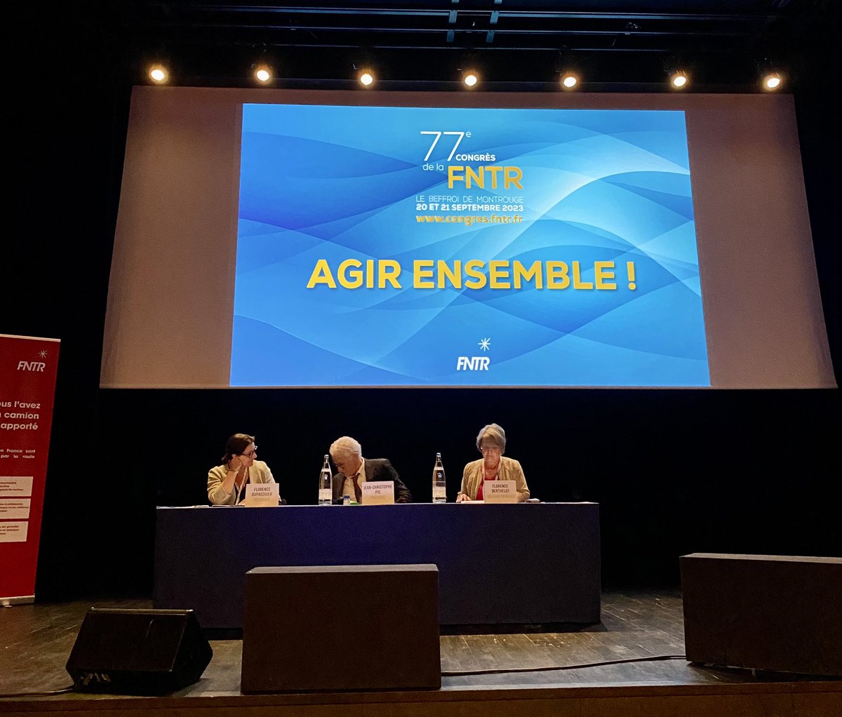 ➡️ 𝘼𝙂𝙄𝙍 𝙀𝙉𝙎𝙀𝙈𝘽𝙇𝙀 🤝

Vos FNTR Bourgogne et <a href="/FNTR_FC/">FNTR Franche-Comté</a>, avec toutes les délégations régionales, au démarrage du 77ème congrès de la <a href="/FNTR/">FNTR</a> !
🚛💨