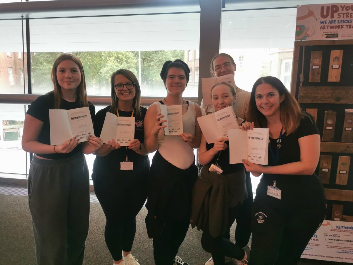 Having a great day <a href="/CurveLeicester/">Curve</a>, with <a href="/franticassembly/">Frantic Assembly</a> Metamorphosis workshop this morning. Thanks to Artistic Director Scott Graham and Executive Director Kerry Whelan for signing our texts 📚 <a href="/KBuccleuchA/">KBA</a>