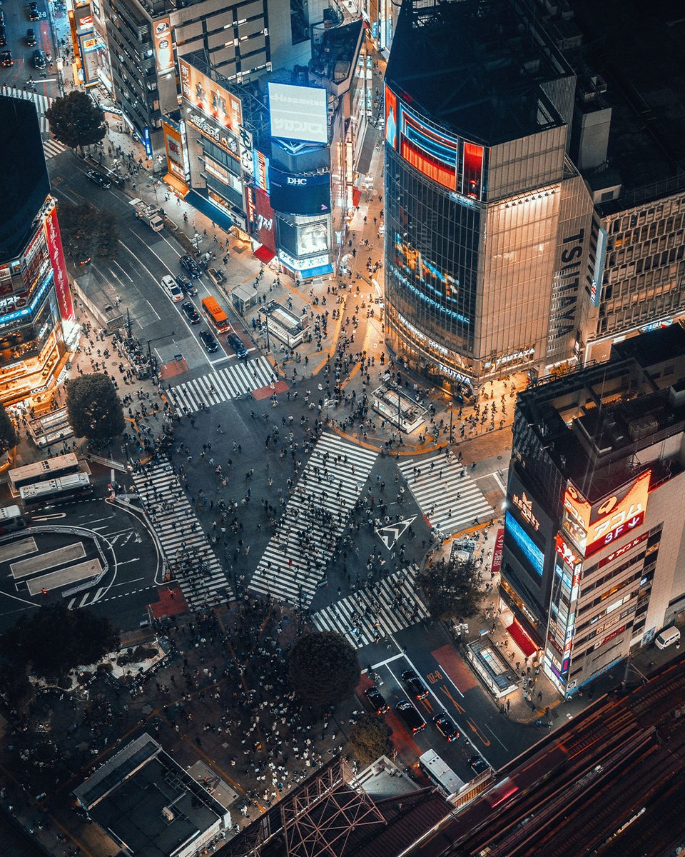 Taking it all in 🙌🇯🇵