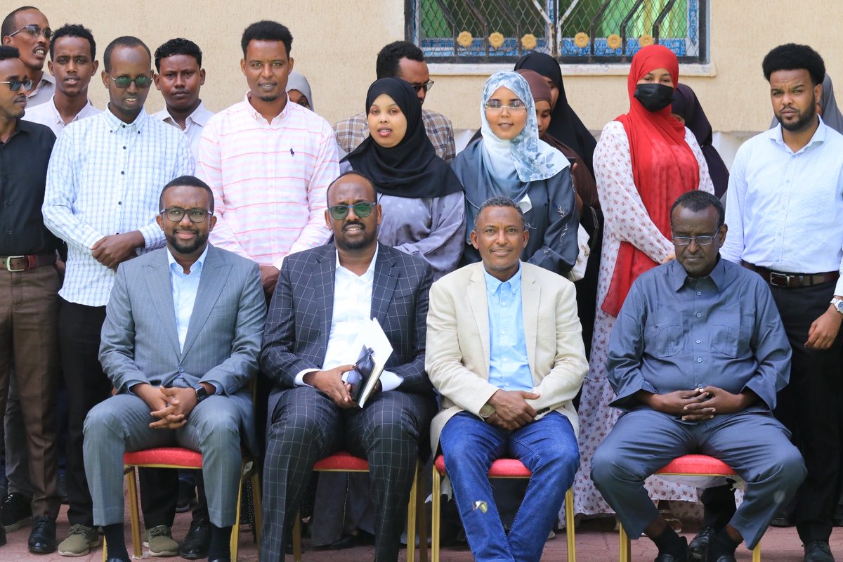 akhalif40's tweet photo. Somalia Gov’t &amp; NDC-P accelerate efforts on NDC commitments. Today the MoECC &amp; NDC-P held a consultation workshop with 20+ Civil Society groups under the umbrella of Federal of Somali Trade Unions, representing 160k+ employees. #ClimateAction #NDC -Partnership in NDC Imp. Plan https://t.co/m0qe1Idq0c