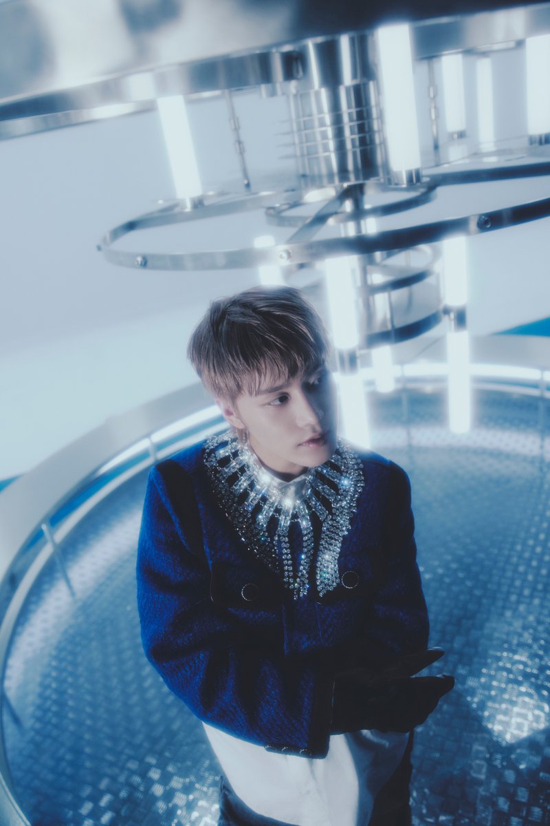 NCTsmtown_127's tweet photo. ‘Fact Check’ Chandelier ver.
#TAEIL

【Fact Check - The 5th Album】
➫ 2023.10.06 1PM (KST)

💿Pre-save&amp;add
https://t.co/FGkcm3BrMz

#NCT127 #FactCheck #不可思議
#NCT127_FactCheck
#NCT127_FactCheck_불가사의
#FactCheck_불가사의_不可思議 https://t.co/4G4lOp0uJv