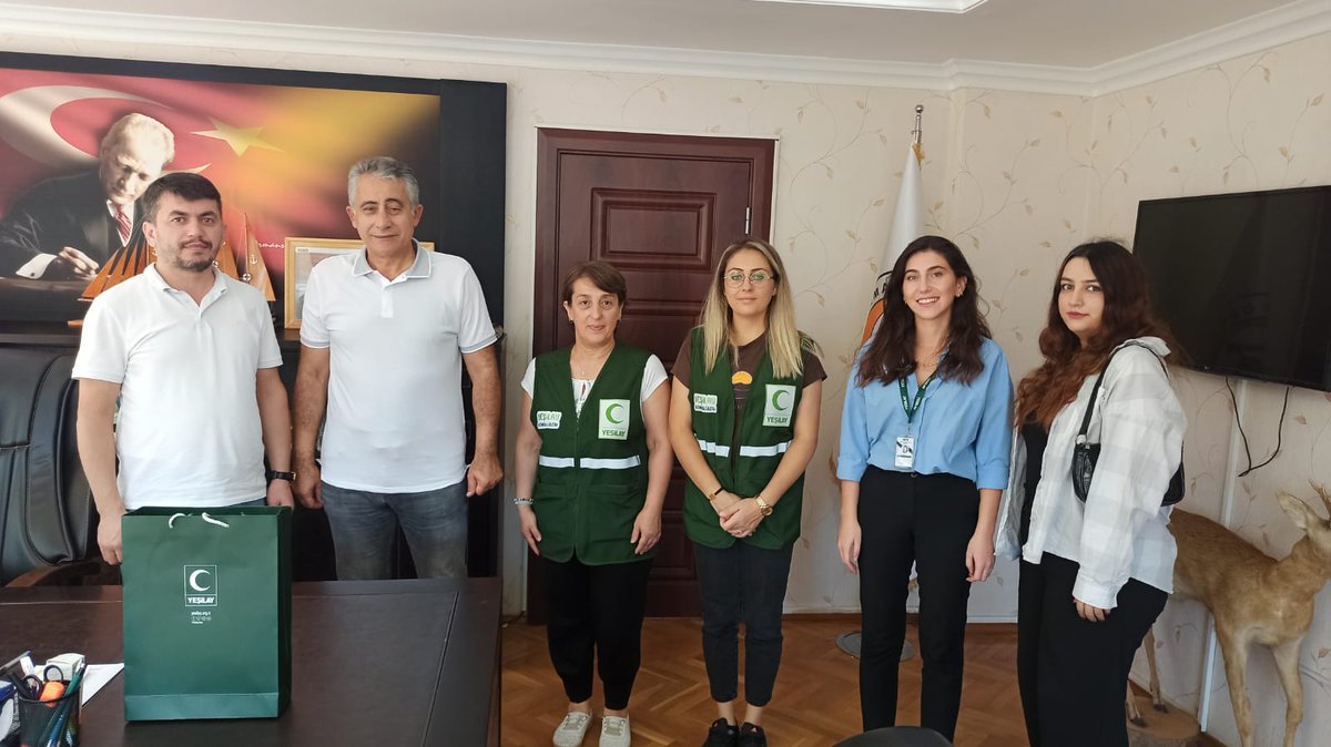 yesilay_sinop's tweet photo. Sinop Yeşilay Şube Başkanımız Ziyattin ÖZCAN , Kadın komisyonu üyelerimiz ve Yedam ekibi ile birlikte Sinop Orman Bölge Müdürü Mustafa DİKTAŞ 'a ziyarette bulunduk. @1920yesilay @ozcan8157 #Yeşilay #Sinop #Bağımlılıklarlamücadele https://t.co/9aUJgAu45n