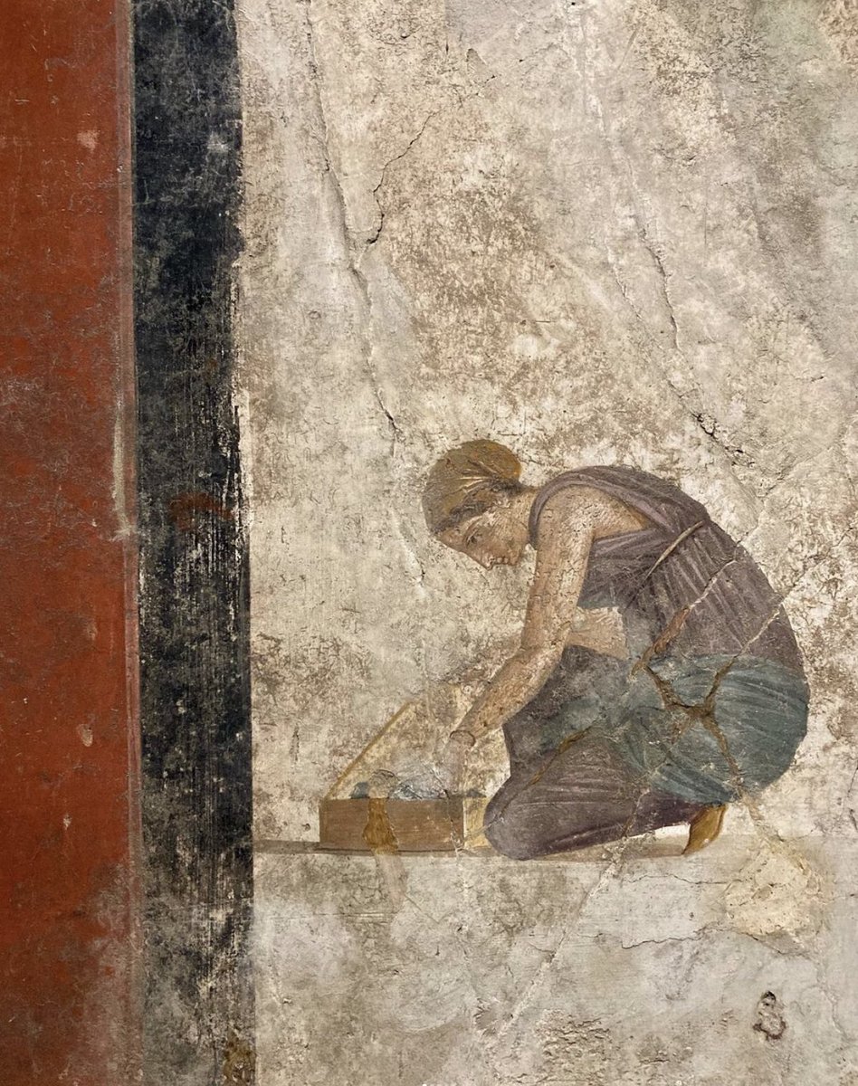 robertsnickc's tweet photo. Wall #painting from #Pompeii (AD 79) #art #frescoe https://t.co/LjjybsYeUg
