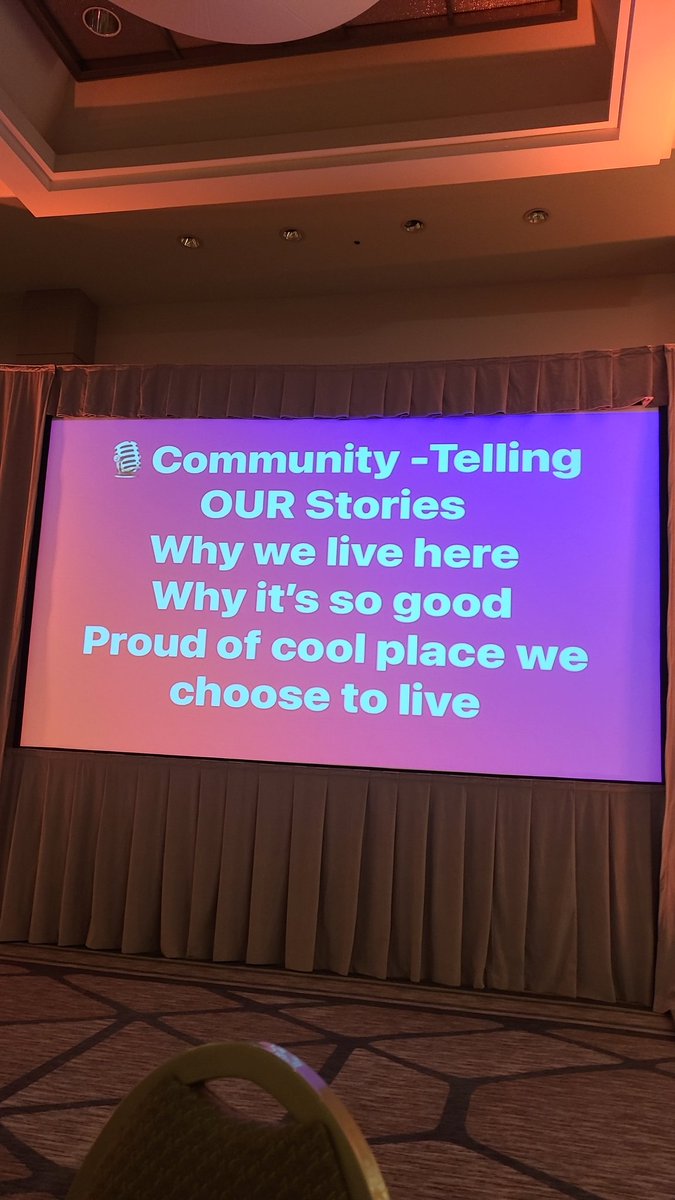 eaXLR's tweet photo. Connect with your community, says @vgeller, here at #prpd! #pubmedia https://t.co/SkSbLaxpvd