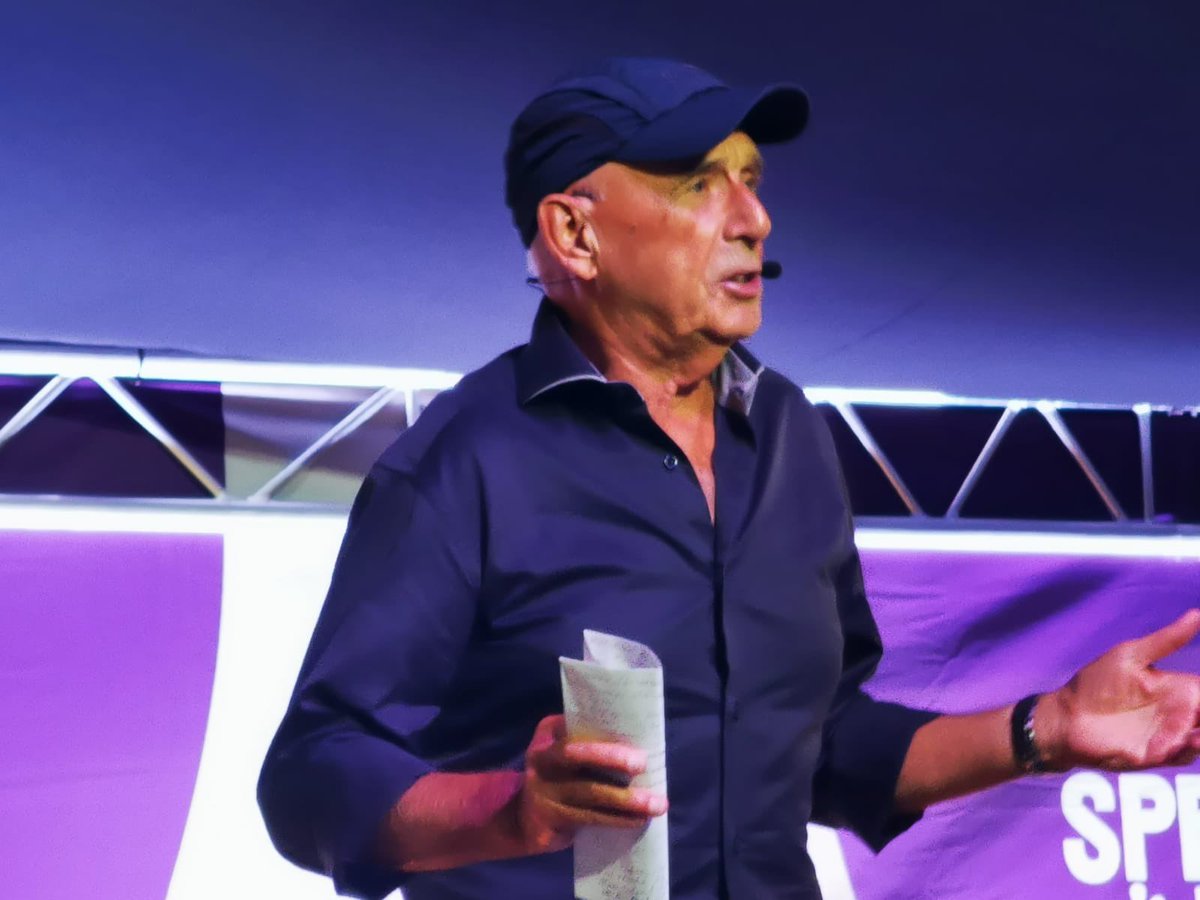 “Wie kruipt zal nooit struikelen” Terschellinger spreekwoord. Laten we durven! Welkom op #springtij door Piet Noordenbos namens het eilandteam.