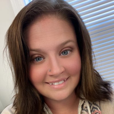 nmichelle89's tweet photo. #NewProfilePic https://t.co/StNLkEH8GM
