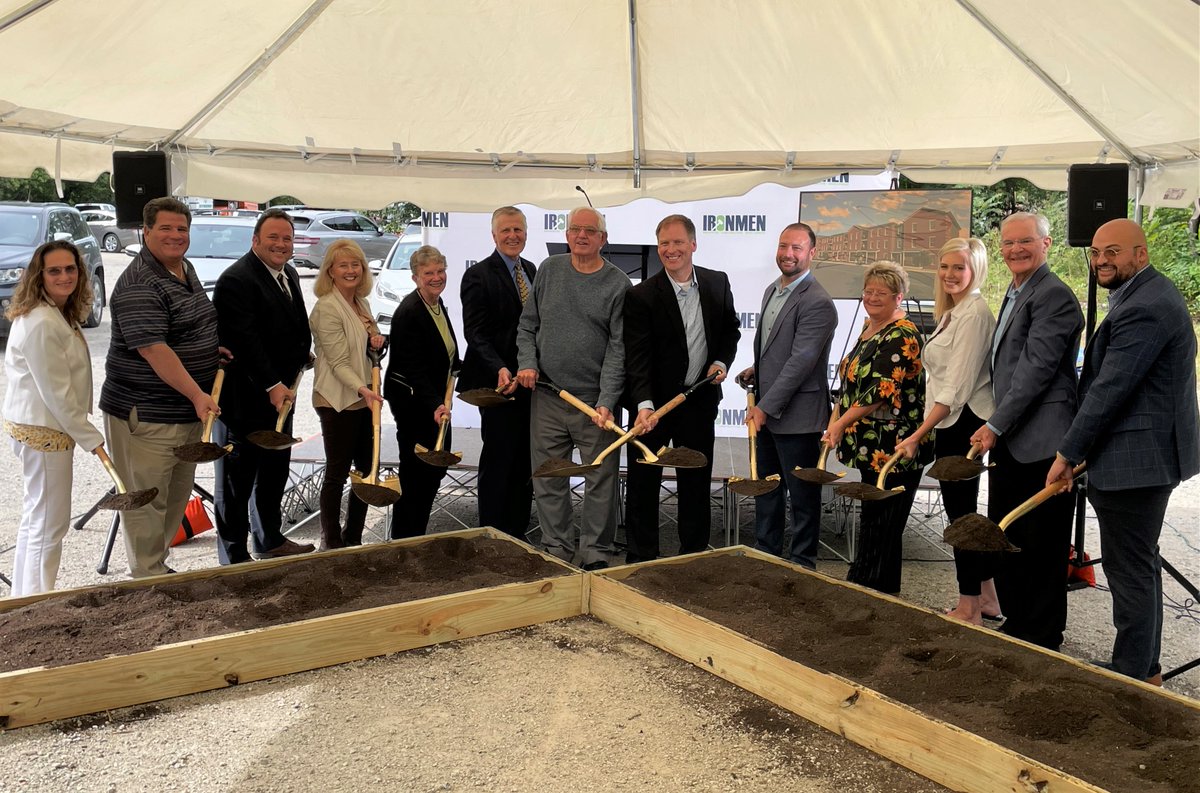 Indiana_EDC's tweet photo. 🏠READI funds are helping to expand housing options in #Indiana!

🏗️Yesterday in Delphi, officials broke ground on the largest residential investment in Carroll County history. The Interurban Apartments' 68 units will be completed by fall 2024.
Learn more: https://t.co/gCEEcaIk8R https://t.co/JEgIDyvAjY