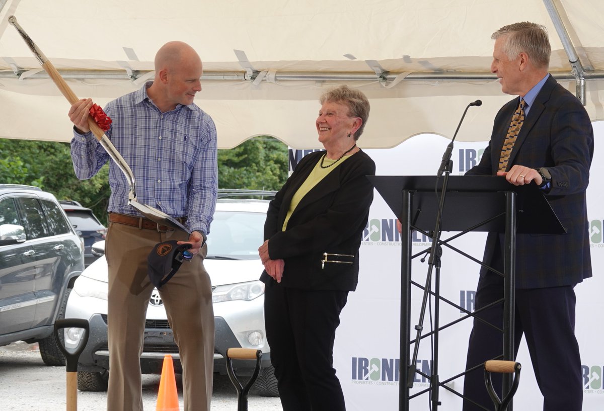 Indiana_EDC's tweet photo. 🏠READI funds are helping to expand housing options in #Indiana!

🏗️Yesterday in Delphi, officials broke ground on the largest residential investment in Carroll County history. The Interurban Apartments' 68 units will be completed by fall 2024.
Learn more: https://t.co/gCEEcaIk8R https://t.co/JEgIDyvAjY