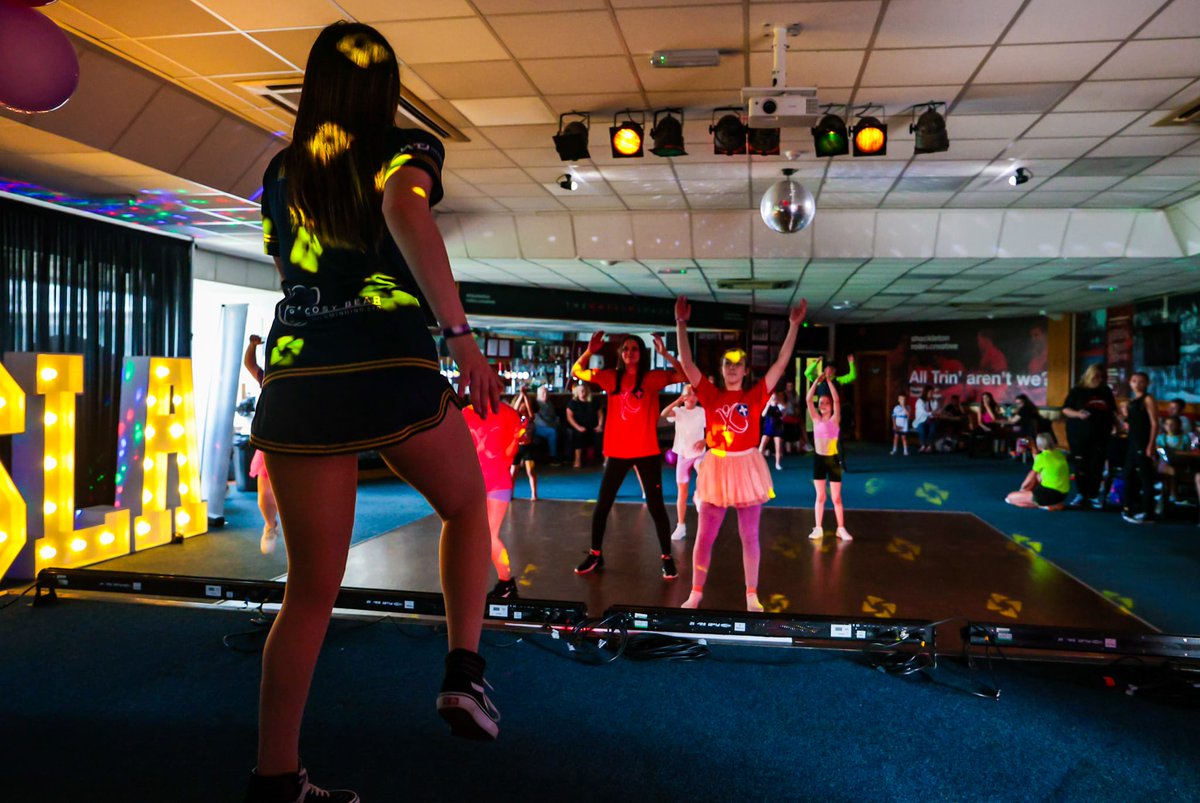 CandlelightersT's tweet photo. #SupporterSunday 💕

Thank you to Wakefield Trinity X for holding their first Dance-A-Thon in memory of Isla Greenwood. 💖 

Trinity X, DanceXplosion and the Wakefield Trinity Community Foundation hosted the 12-hour event, raising an incredible £3,927 for our families! 🌟 https://t.co/DHJZzUkCEO
