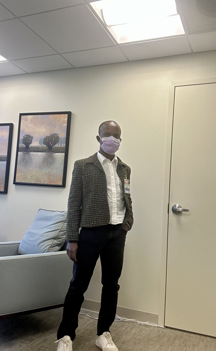 gerald_joseph90's tweet photo. Iโm definitely in a smart casual mood as a therapist today ๐ #fashion #smartcasual #officestyle #therapisttwitter #socialworktwitter #goodmorning #becute https://t.co/vKHtdL60R8
