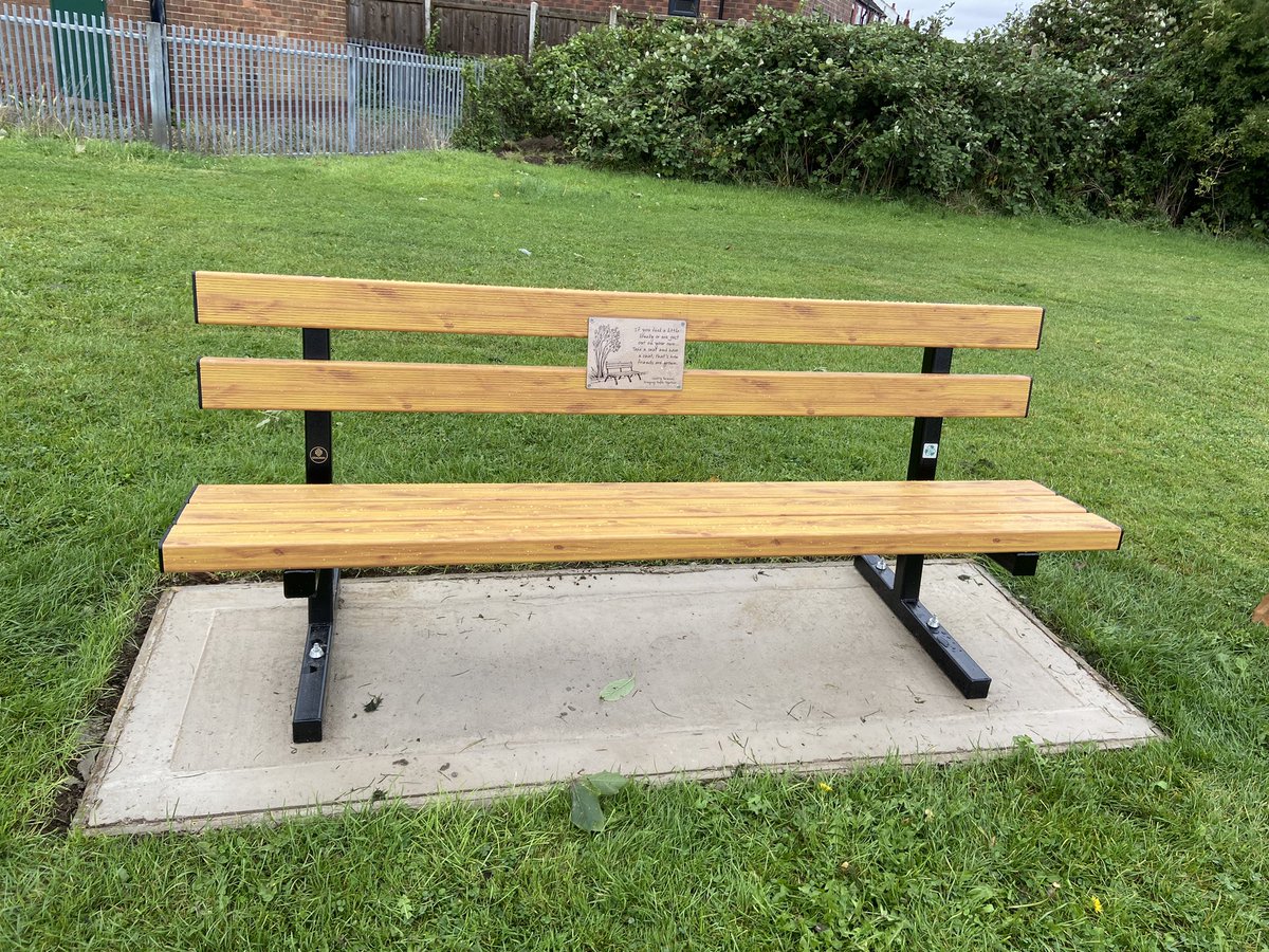 Firstlanepark's tweet photo. Our super
Benches just installed today https://t.co/1D5le77Hhb