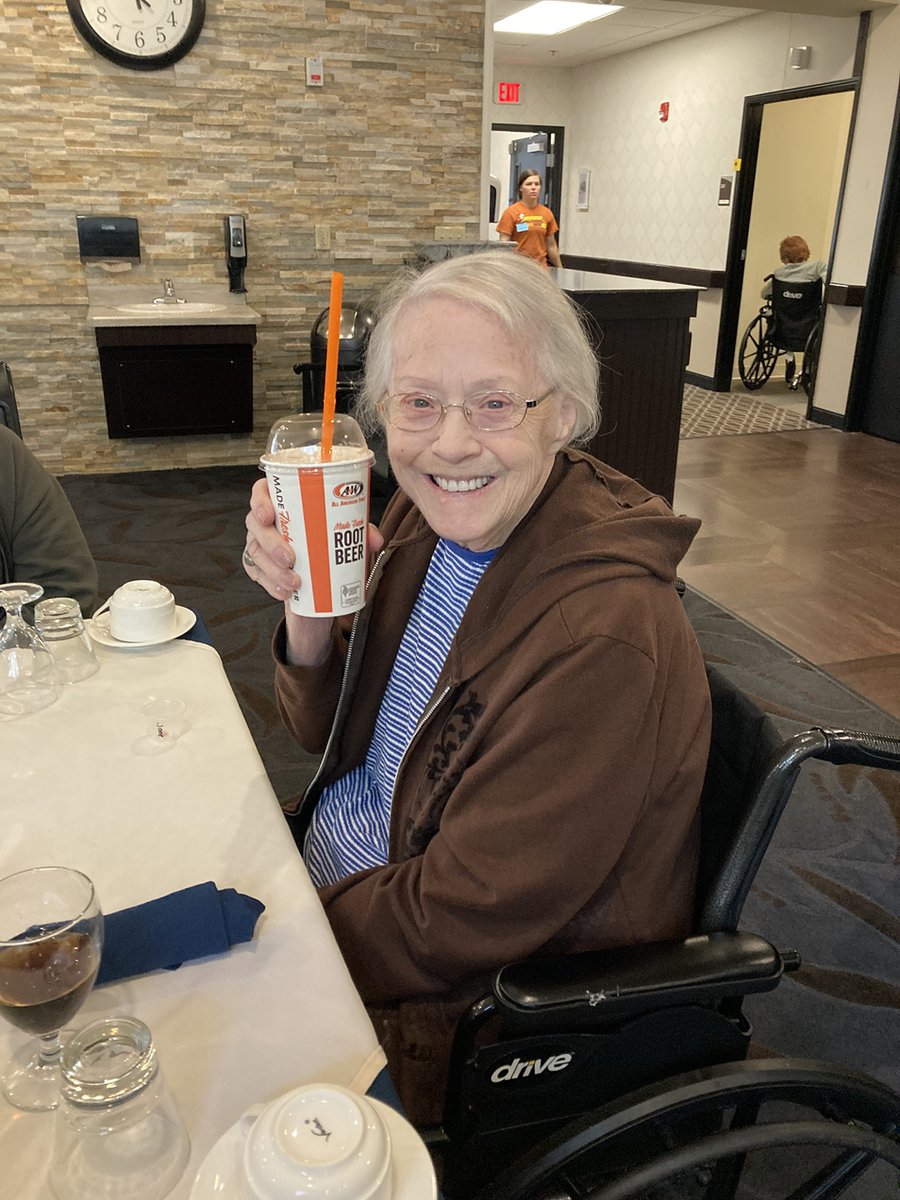 SpringsLima's tweet photo. September’s Taste of the Town was A&amp;W Rootbeer. The residents enjoyed that “Frosty Mug Taste” and the onion rings are out of this world! #TrilogyLiving https://t.co/YWq0dcuu6Z