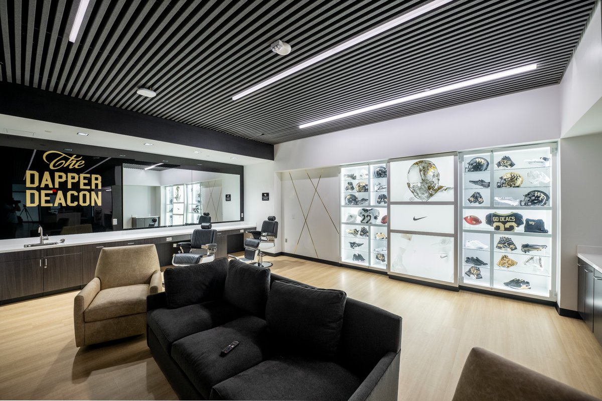 WeAreDI's tweet photo. Looking to redefine the #studentathlete experience through world-class facility design, @DemonDeacons teamed up with DI in a multi-year #masterplan initiative involving 7 athletic facilities.
A look inside 🎩: https://t.co/f8JsW67ypq
#WeAreDI #CollegeSports #FacilityDesign https://t.co/YLQS4XK5hg