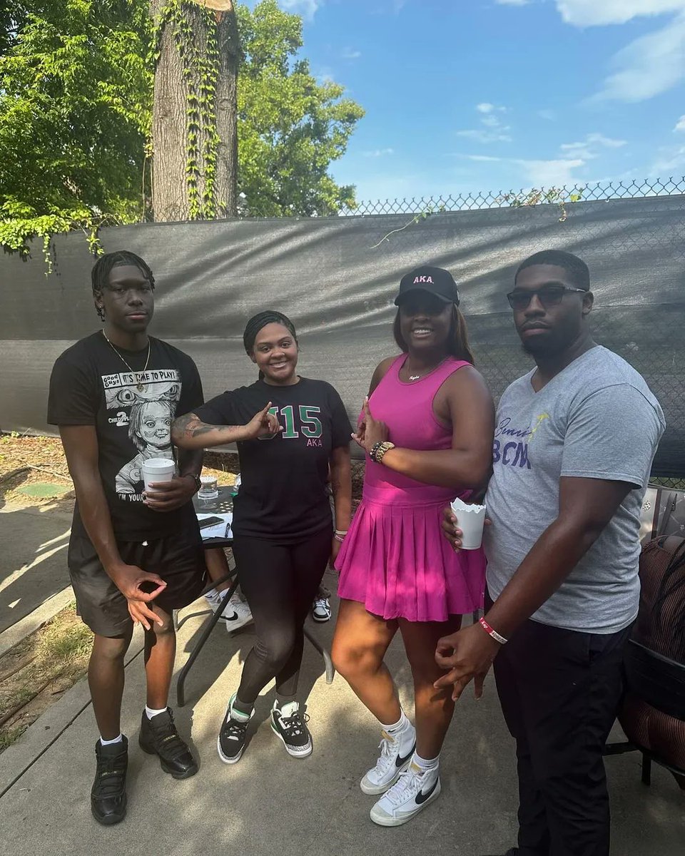 sep_kapsi1911's tweet image. Brothers of the Gamma Mu supported the Psi Chapter of Alpha Kappa Alpha Sorority Inc. by attending a recent event that the ladies held.
🔄 @gm_nupes
#kapsi1911 #sepkapsi #4thobjective