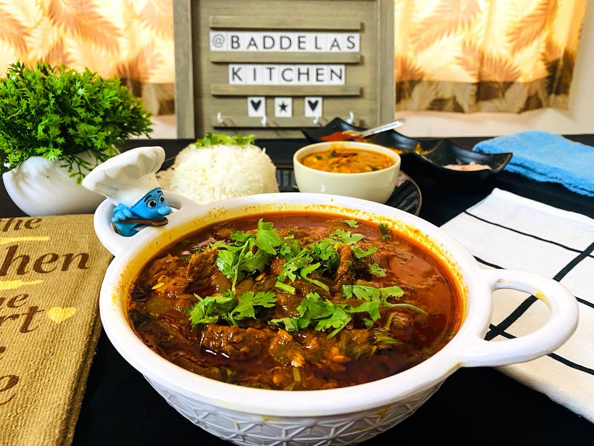 baddelaskitchen's tweet photo. Mouthwatering Dosakaya (Yellow Cucumber) Mutton Recipe You Can't Resist!

For Written Recipe: https://t.co/TmGkJuPcdc

#delicious #like #share #Foodie #yummy #RecipeOfTheDay #quick #EASY #spicy #nonveg #mutton #muttoncurry #muttonmasala #muttongravy #muttonrecipe #dosakaya https://t.co/vVkL6C9YDk