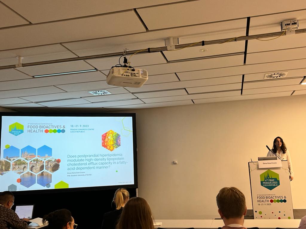 Our PhD student Elena Grao-Cruces is now presenting part of her project in #FBHC2023