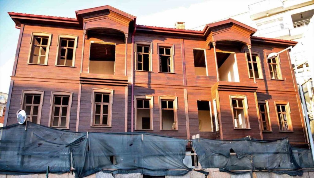 Tarihi Kuşüzümü Konağı restorasyonunda sona gelindi boyabatmanset.com/sinop/tarihi-k… 
#sinop #kuşüzümükonağı #boyabatmanşet