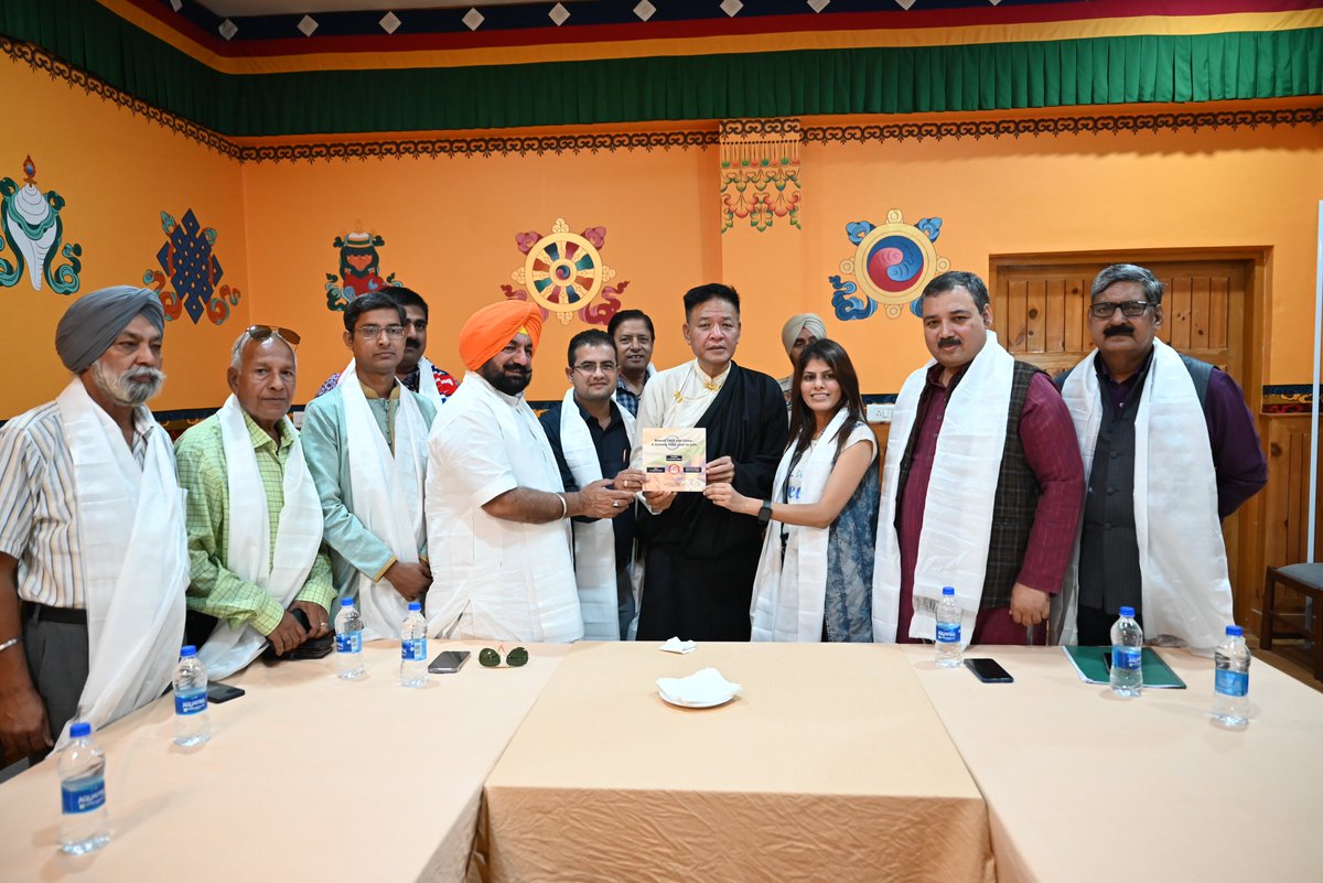 Sikyong Penpa Tsering of the Central Tibetan Administration had an interactive session with members of Bharat Tibet Sangh across India on the Tibet freedom struggle at the Kashag Secretariat in Gangchen Kyishong this evening, September 20, 2023.
