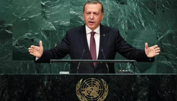 The_Arab_Posts's tweet photo. #Turkish President #Erdogan Raises #Kashmir Issue At #UNGA
#Thearabposts https://t.co/s31Pnm4eQ7