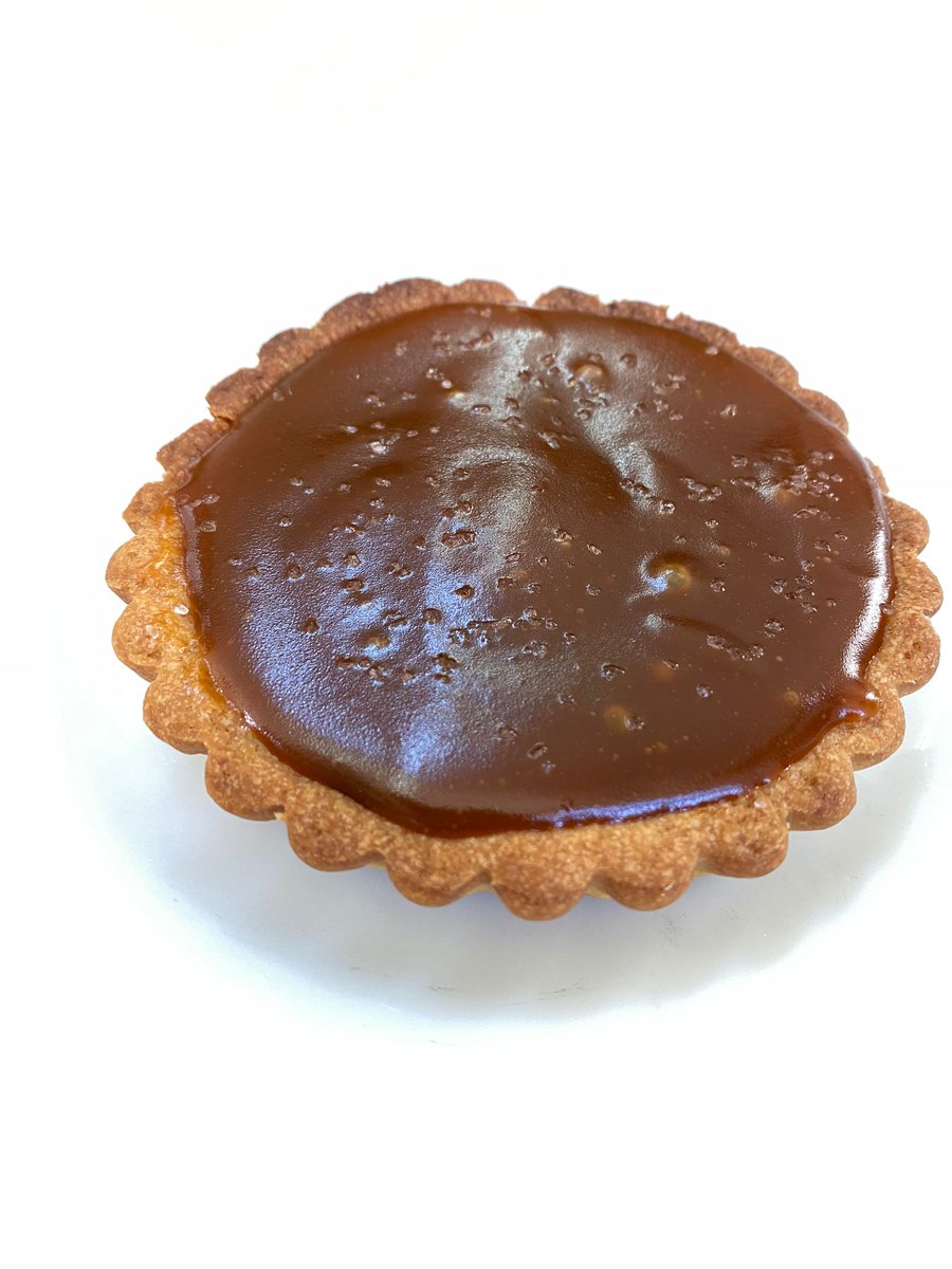___matmazel___'s tweet photo. #frenchpastry #pastry #patisserie #dessert #instafood #patisseriefrancaise #pastrychef #foodporn #yummy #pastrylove #homemade #chocolate #gourmandise #food #foodphotography #p #cake #foodie #macarons #pastrylife #foudepatisserie #instagood #instapastry #faitmaison  #paris #pastry https://t.co/XOFqryx72F