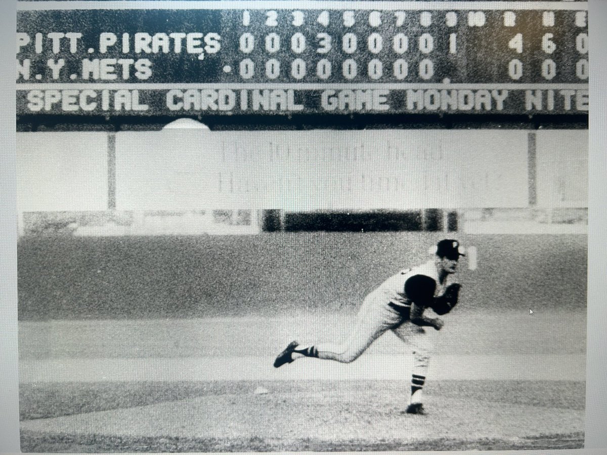JimmyTrdinich's tweet photo. On this date in 1969, Bob Moose tossed the fourth no-hitter in @Pirates history in a 4-0 win against the Mets at Shea Stadium. https://t.co/Ik32AxSkZr