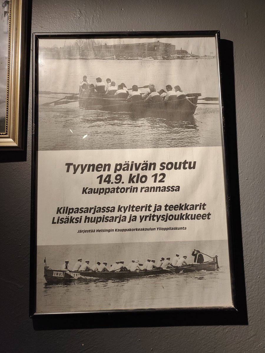 Luulin olevani kovakin opiskelijakulttuurin tuntija, mutta mitä vielä! Olipa hienoa pyörähtää työreissun ohessa kurkkaamassa <a href="/AYY_FI/">Student Union AYY</a> opiskelijakulttuurimuseo. 

Kuvassa mm. Alvar Aallon visio Otaniemestä ja Suomen ensimmäiset opiskelijahaalarit. #opiskelijat #opiskelu