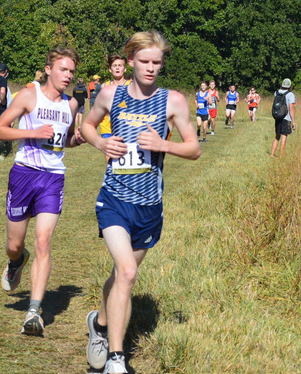 BattleTrack's tweet image. 3 days until the Columbia Gans Creek Classic! Noah and Leo's race advice:
"The faster you run, the quicker you get done." 
and they can't wait to see you Saturday! 
Girls race at 9 a.m.
Boys race at 10 a.m.