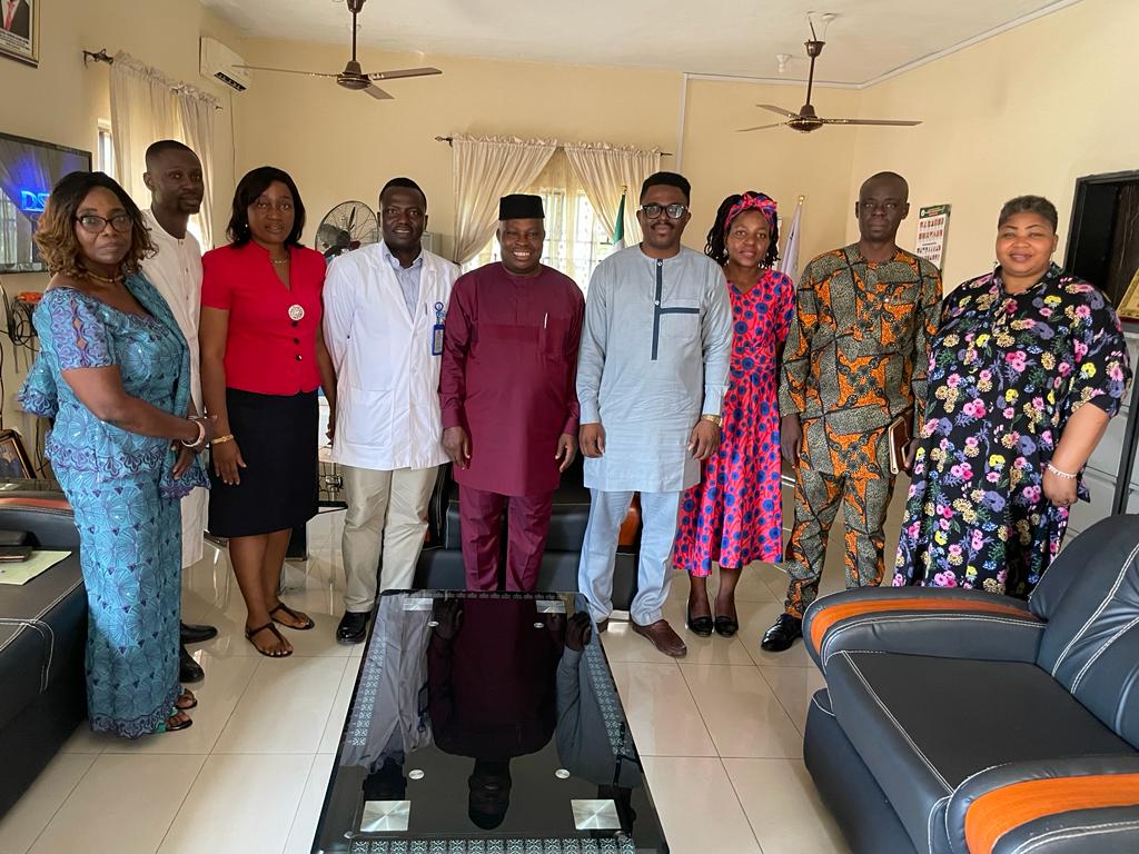 Pearl_Fixer's tweet photo. The UNFPA  team paid a courtesy visit on Tuesday 19th September,2023 to the managing director of the National Obstetric Fistula Centre, Abakaliki, Ebonyi State 

Benedict Essong 
Nteigbanam Jonah Oke 

Signed
UNFPA Nigeria Youth cohort
Pearl Chidera Acho-Osueke https://t.co/Q5DfIIHTEC