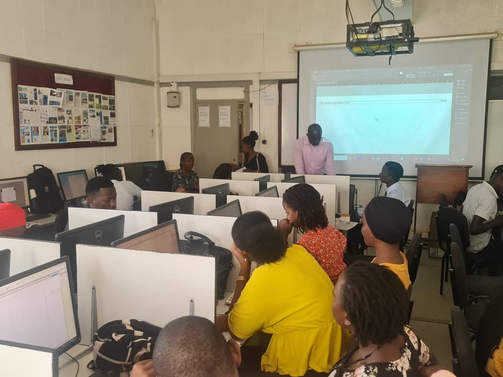 TatyamisaJohn's tweet photo. It was a great interaction this afternoon with Makerere University Journalism students in Newspaper Design. https://t.co/ND6UVvdeok