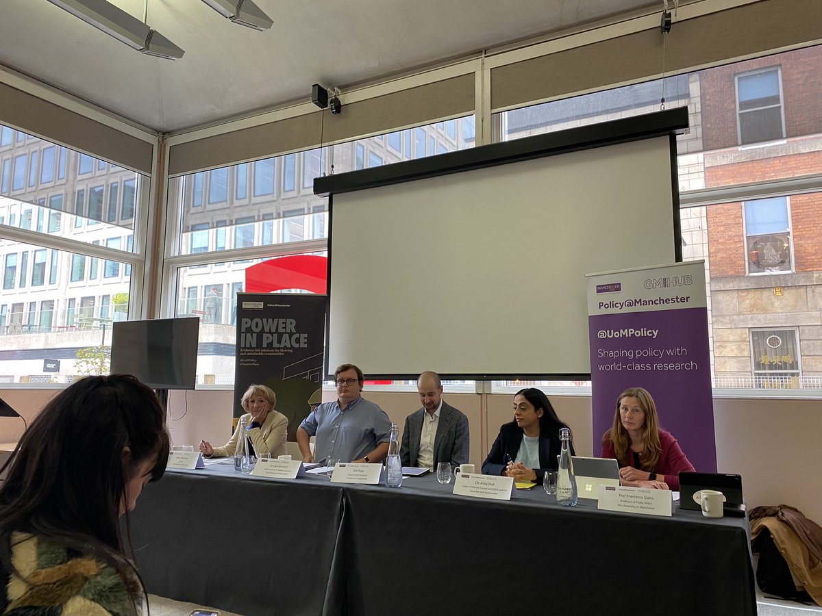 PeoplesPowerhse's tweet photo. Great to be at the launch of @UoMPolicyโs #PowerInPlace report at the beautiful @mcrartgalleryco hearing from our Chair @Edna_Rob & @shah_arooj @dukester24 @FrancescaGains @ifgevents @instituteforgovโs @tompope0 on evidence-led solutions for thriving & sustainable #communities! https://t.co/JgPnKBcPSi