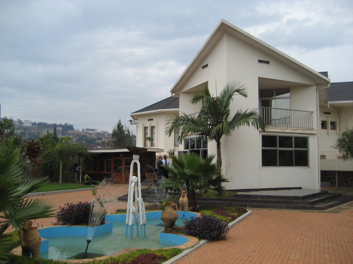 Newly added to UNESCO's #WorldHeritage List: Memorial sites of the Genocide in Rwanda, including Nyamata, Murambi, Gisozi, and Bisesero. 🇷🇼
#RwandaIsOpen