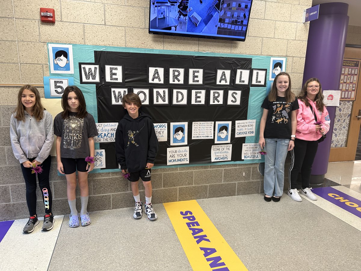💫We are ALL Wonders at HPI! 💫HPI and Rachel's Challenge are spreading kindness everywhere! We are celebrating and exploring the novel Wonder! This essential strategy reinforces reading instruction and builds a true community of reader at HPI! <a href="/RJPalacio/">RJ Palacio</a> <a href="/HPEPBSD/">Fran Sciullo, D.Ed.</a> <a href="/plumboroughsd/">Plum Borough SD</a>