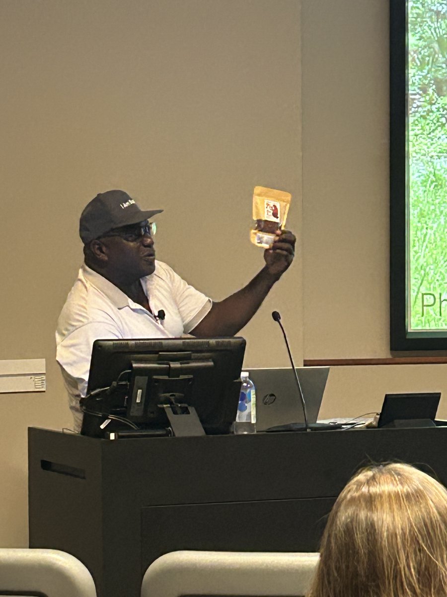 Russell Library tweet media