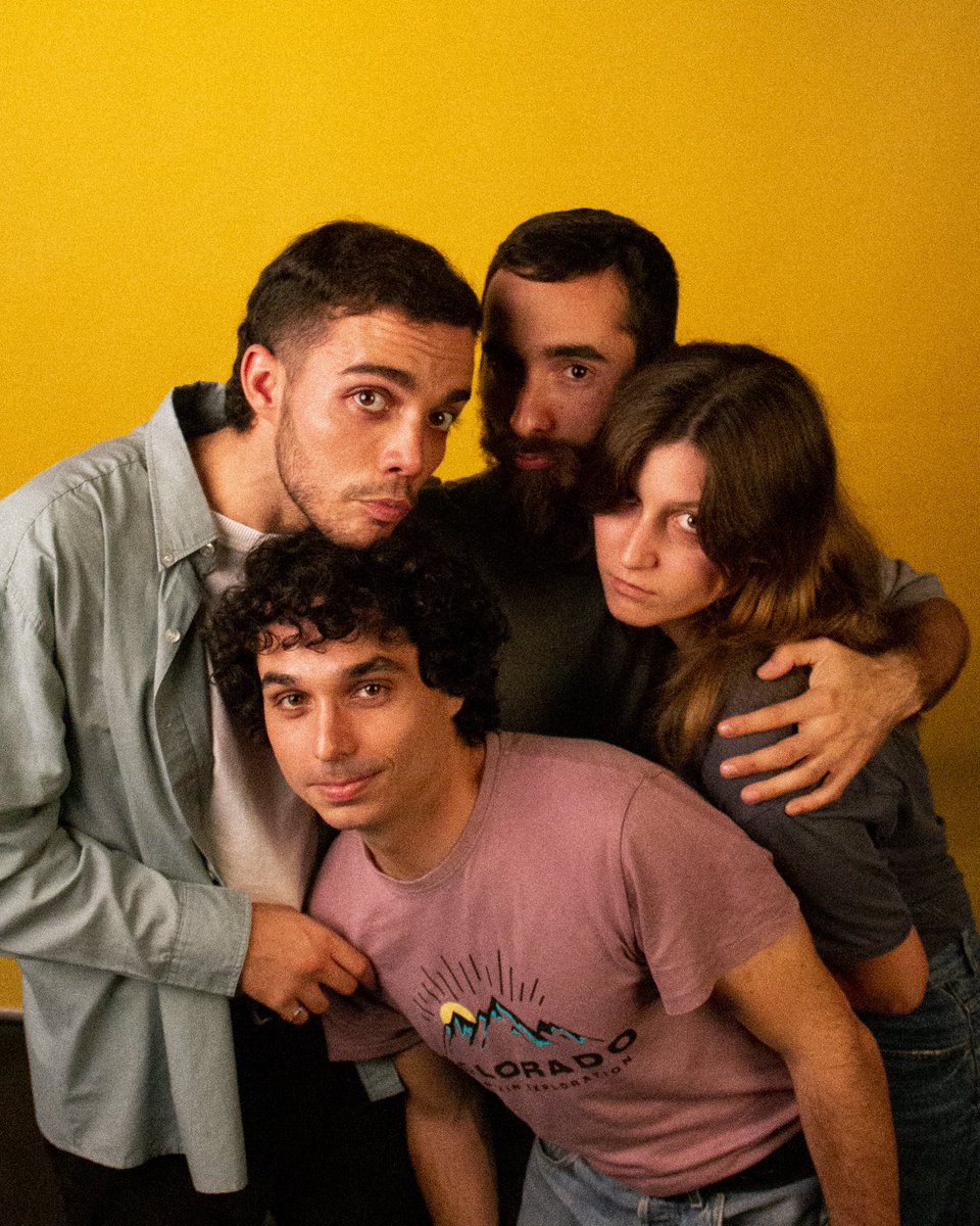 Muro María tweet media